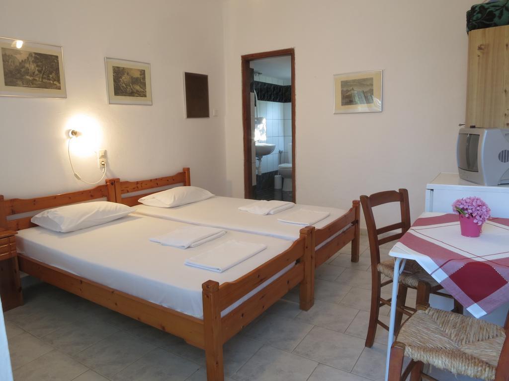 Panagiotis Apostoloudias Rooms Therma  Phòng bức ảnh