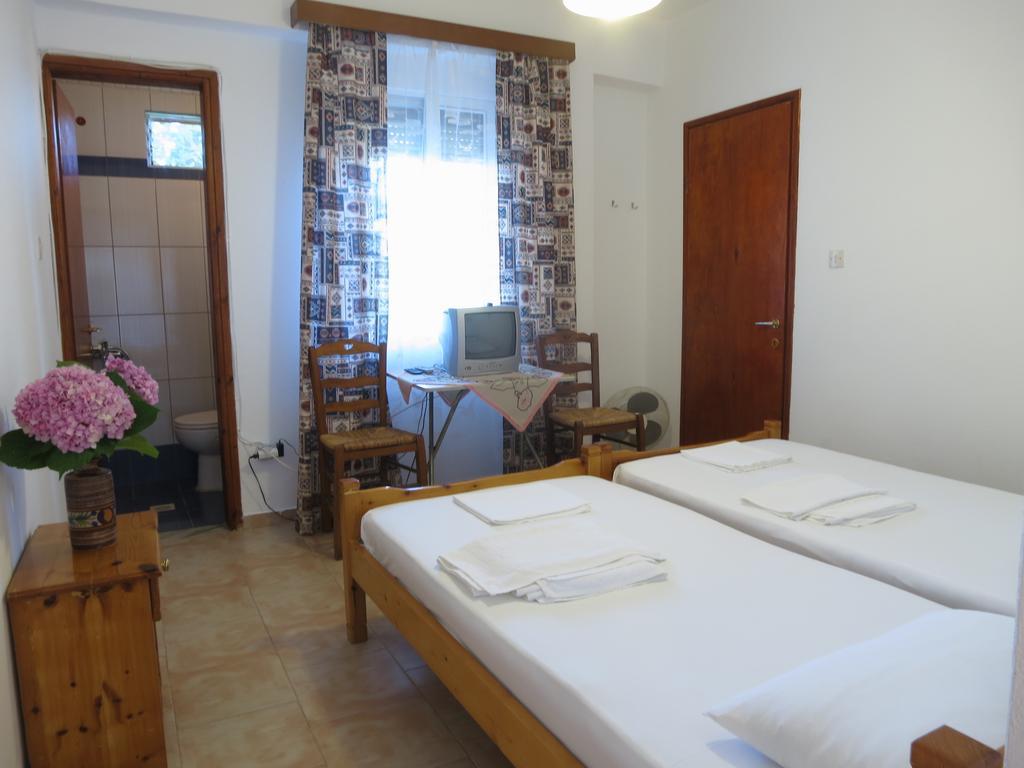 Panagiotis Apostoloudias Rooms Therma  Phòng bức ảnh